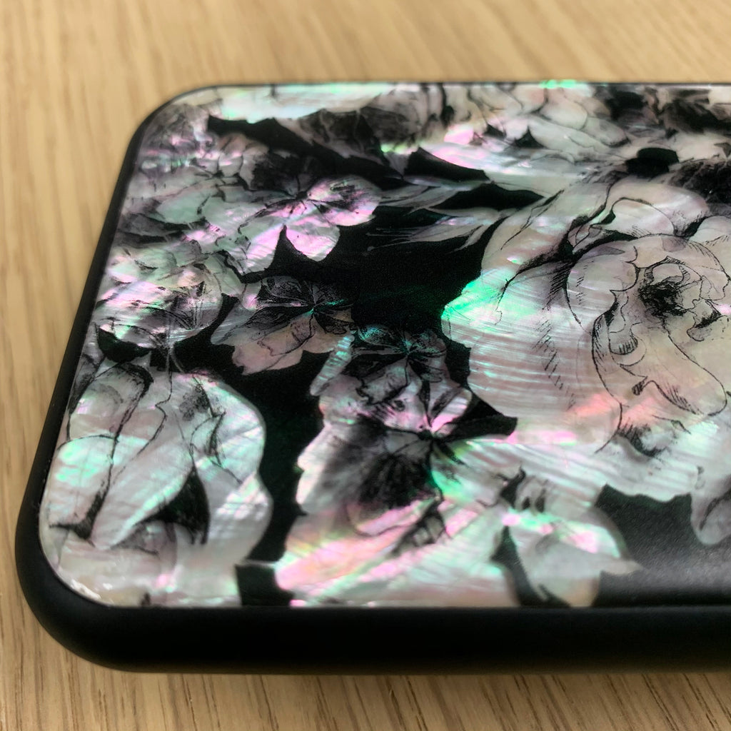 Natural shell black floral iPhone case - Decouart